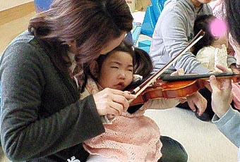 初バイオリン！！