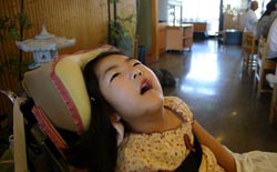 回転寿司で順番待ち