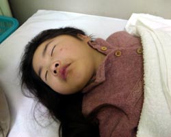 寝てるし・・・